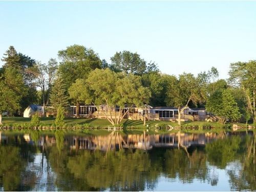 Woodland Estate Resort Campbellford Экстерьер фото